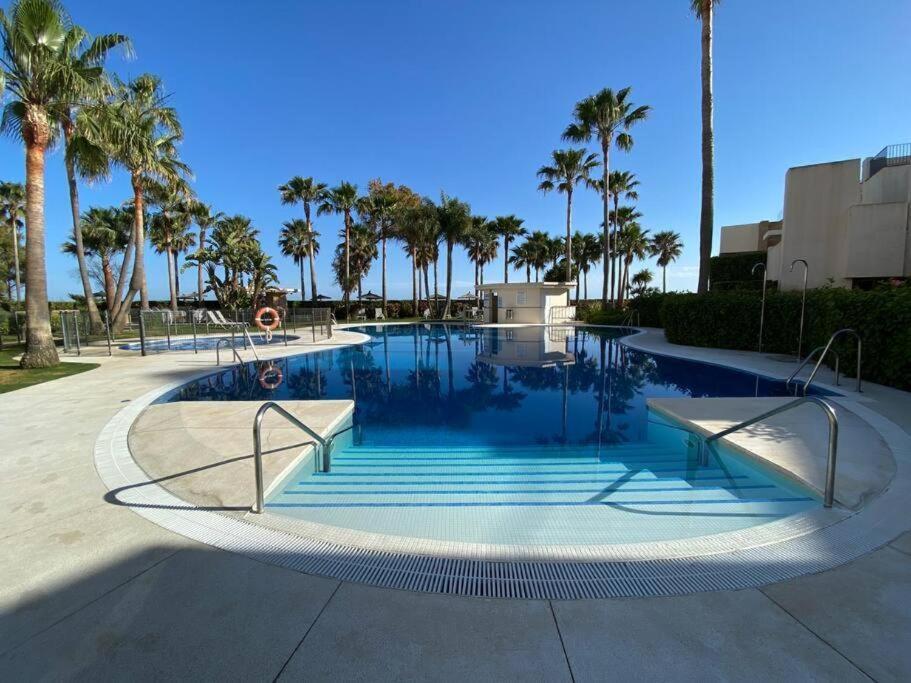 Bright Seafront Apartment-bahia De La Plata-4 People Appartement Estepona